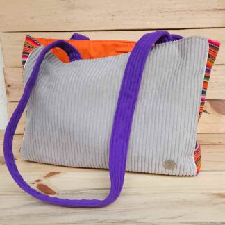 Sac Cuzco beige velours côtelé sangle violette tissu andin fait main