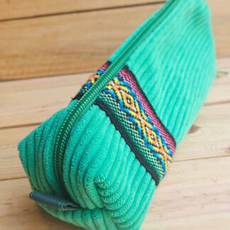 Trousse Ch’usay éventail en velours côtelé vert vif avec ruban tissé péruvien et fermeture éclair verte